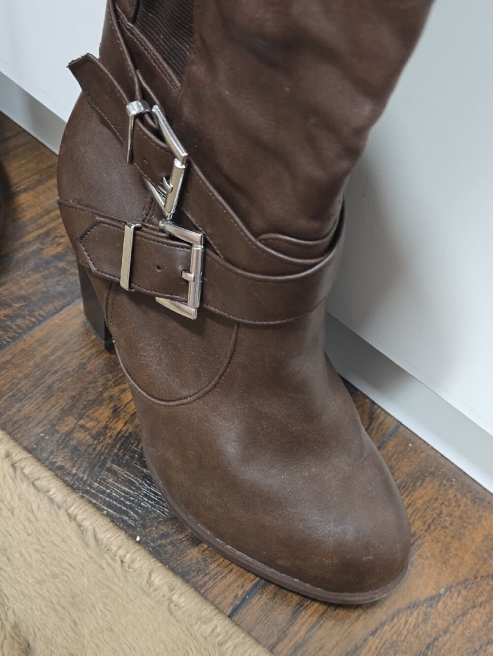 torrid Dark Brown Knee-High Buckle Heeled Boots - Picture 4 of 5